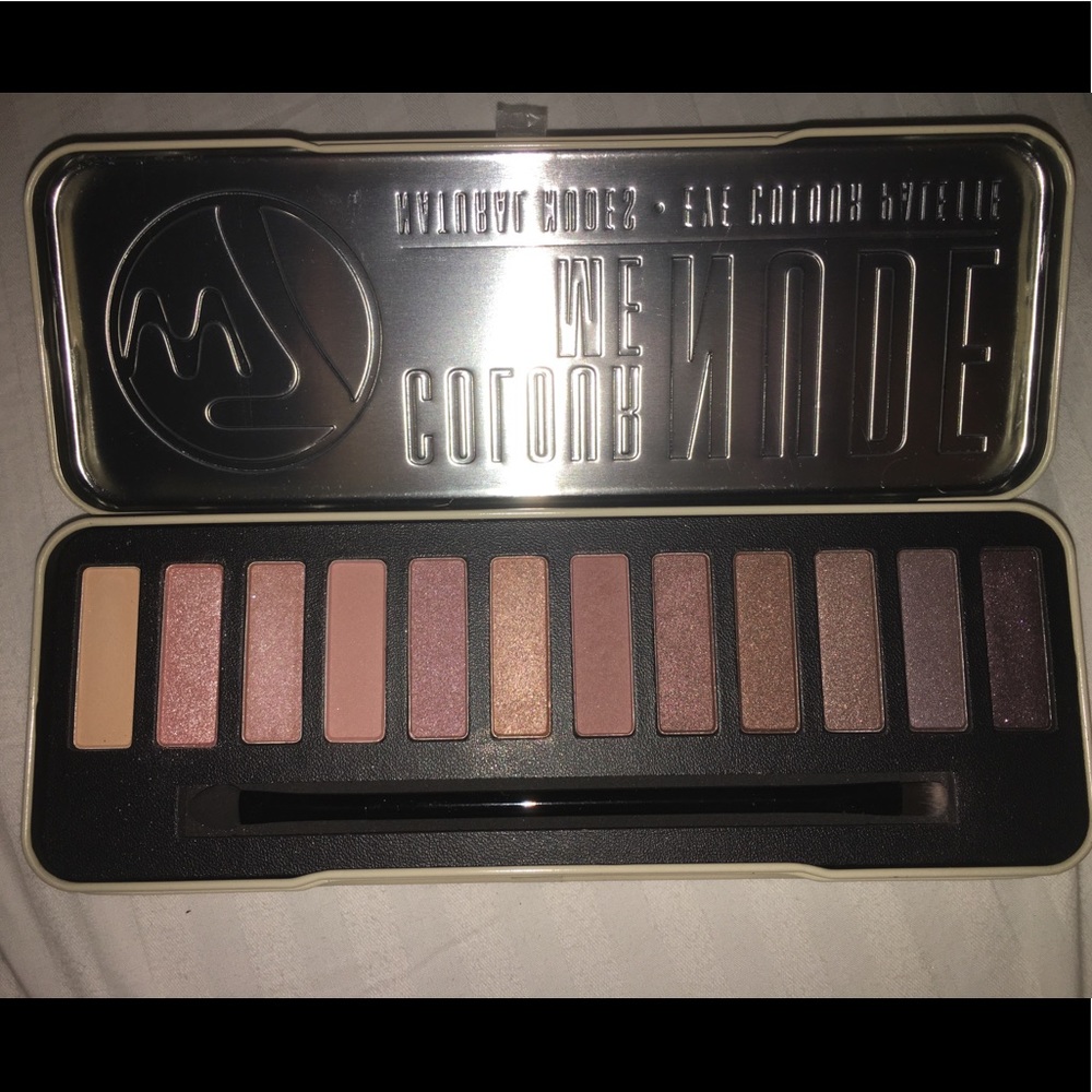 W7 eye shadow pallets